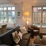 Duenenhuuske Inselstill Mit Sauna Auf By Interhome *