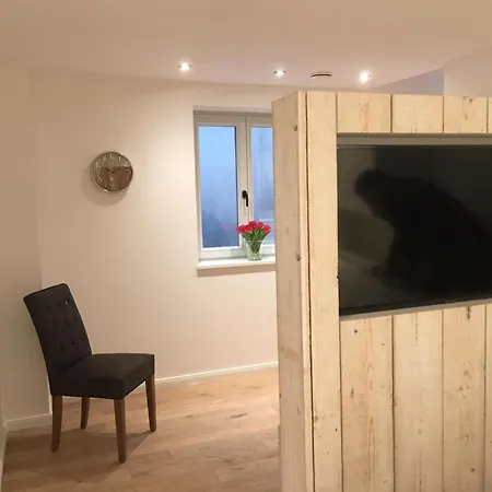 Duenenhuuske Inselstill Mit Sauna Auf By Interhome * Spiekeroog